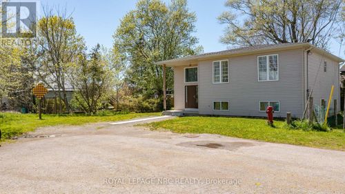 220 Port Colborne Drive, Port Colborne (Main Street), ON, L3K2M5 | Card Image