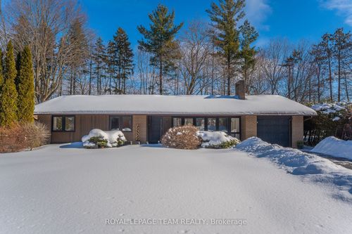 15 Leacock Dr, Kanata, ON, K2K1R6 | Card Image