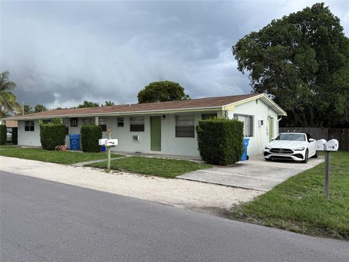 110 S 4th St, Lantana, FL, 33462 | Card Image