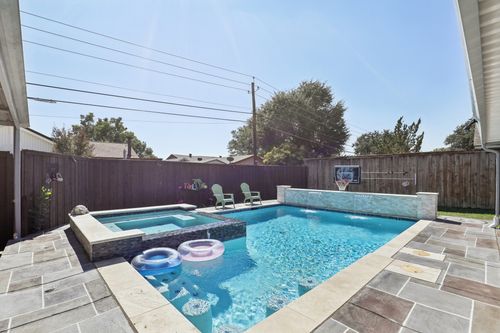 102 E Ridgegate Dr, Garland, TX, 75040-3580 | Card Image