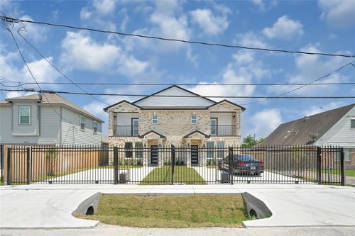 27-7925 Colonial Ln, Houston, TX, 77051-1549 | Card Image