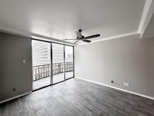 915-2016 Main St, Houston, TX, 77002-8852 | Card Image