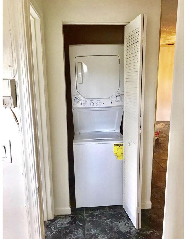 1A - 3501 Nw 94 Th Ave, Condo with 2 bedrooms, 2 bathrooms and null parking in Sunrise FL | Image 14