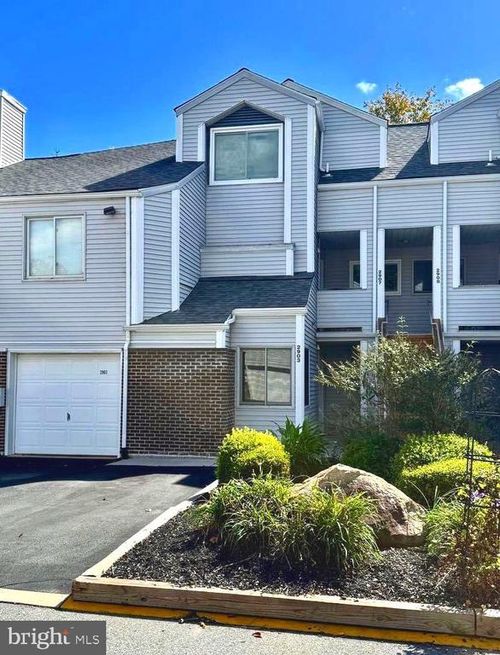 91-2903 Creekside Dr, NEWARK, DE, 19711-6767 | Card Image