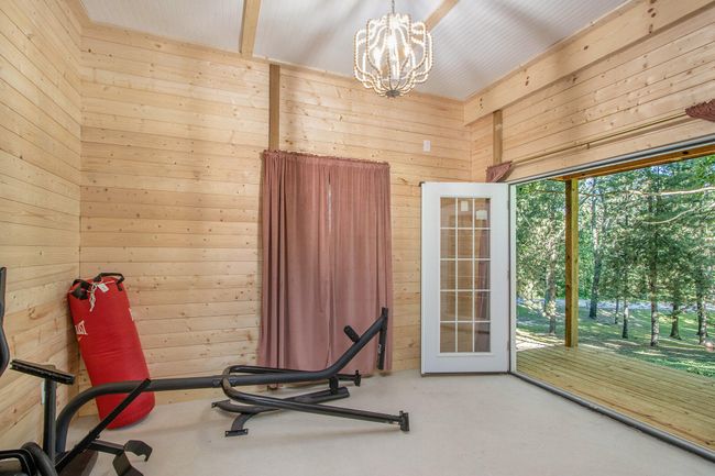 Finished room inside Hilltop Barn. | Image 40