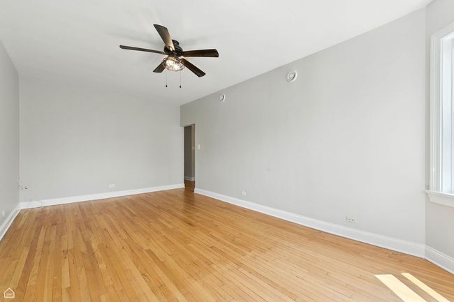 APT-3 - 3302 W Crystal St, Condo with 3 bedrooms, 2 bathrooms and 1 parking in Chicago IL | Image 6