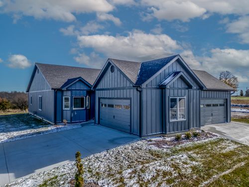 105 Evergreen Lane, Maysville, KY, 41056 | Card Image