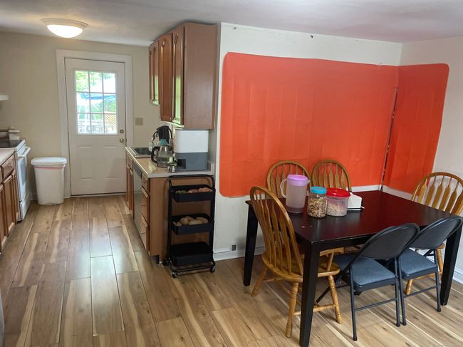 81 Benedict St, Home with 3 bedrooms, 1 bathrooms and 2 parking in Norwalk CT | Image 4