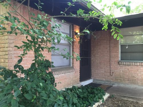 2403 Sherwood Ln, Austin, TX, 78704-5640 | Card Image