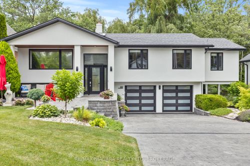 89 William St, Niagara on the Lake, ON, L0S1J0 | Card Image