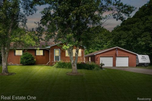 6617 Kilburn Rd, Grant Township, MI, 48032-3011 | Card Image