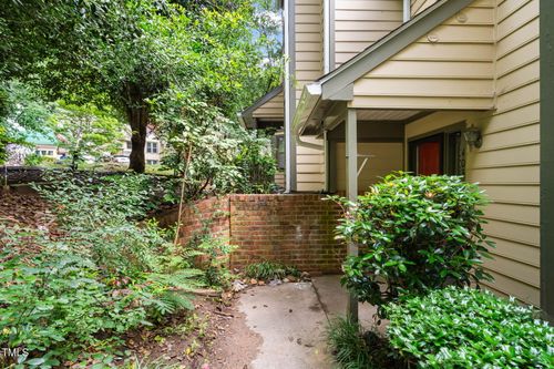 403 Broad Leaf Circle, Raleigh, NC, 27613 | Card Image