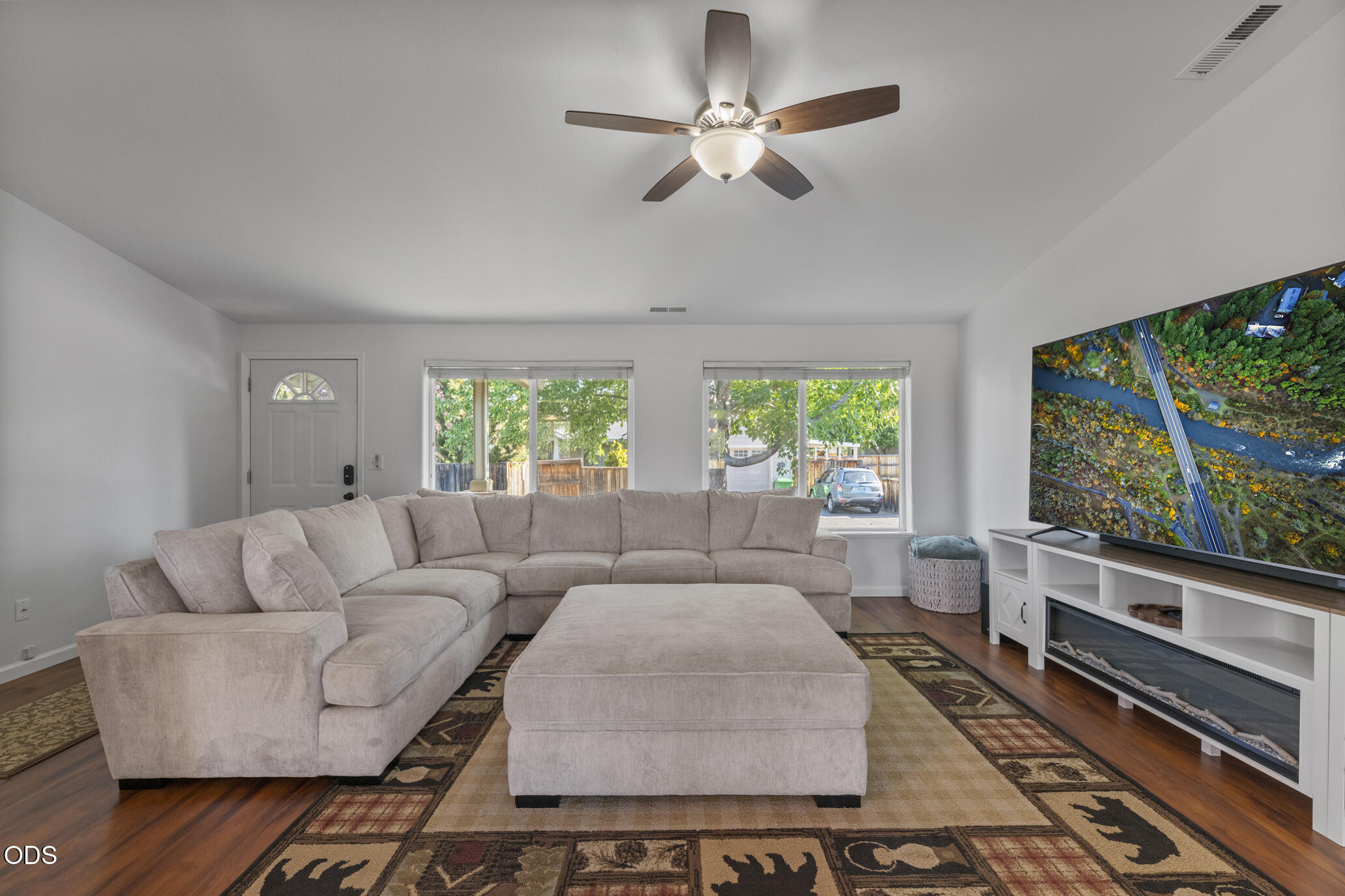Residential in Eagle Point 2