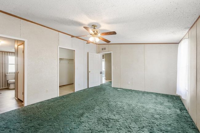 153 Angelia Dr, House other with 3 bedrooms, 2 bathrooms and 4 parking in Cedar Creek TX | Image 16