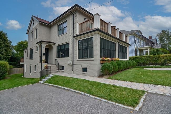 37 - 37 Algonquin Rd, Condo with 3 bedrooms, 4 bathrooms and 2 parking in Chestnut Hill MA | Image 41