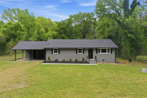 633 Atwater Road, Burlington, NC, 27217 | Card Image