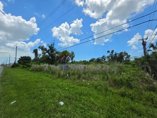 6680 15th St E, SARASOTA, FL, 34243-3264 | Card Image