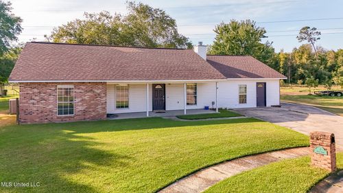 7 Mary Ct, Long Beach, MS, 39560-5345 | Card Image