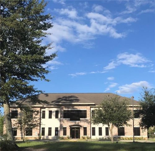 ste-b-900 W Causeway Approach, Mandeville, LA, 70471-3097 | Card Image