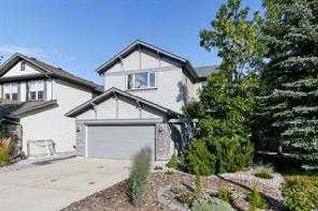 28 Cougar Ridge Link Sw, House detached with 3 bedrooms, 3 bathrooms and 2 parking in Calgary AB | Image 2