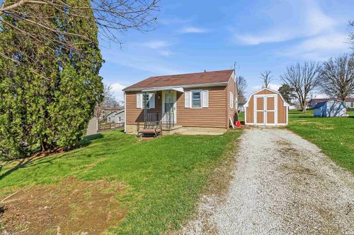 218 W South K St, Gas City, IN, 46933-2231 | Card Image