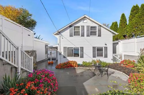 31 Wayne Ave, Verplanck, NY, 10596-7740 | Card Image