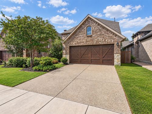 1129 Dame Carol Way, Carrollton, TX, 75010-2377 | Card Image