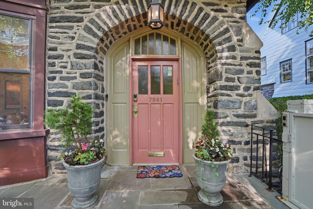 Residential in ELKINS PARK 4