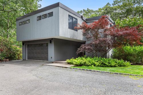 6 Woodland Way, Quogue, NY, 11959-4290 | Card Image