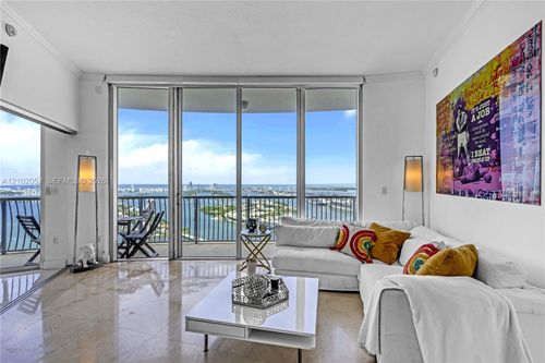 5602-1750 N Bayshore Dr, Miami, FL, 33132-3222 | Card Image