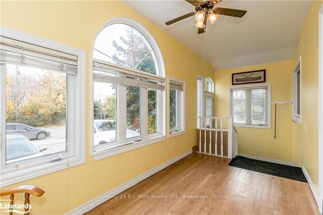 290 Barrie Rd, House other with 3 bedrooms, 2 bathrooms and 5 parking in Orillia ON | Image 5