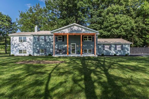 6110 Holiday Ln, Dublin, OH, 43016-8701 | Card Image