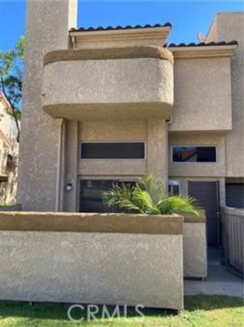 g-2046 S Bon View Ave, Ontario, CA, 91761 | Card Image