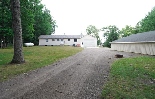 7009 W Carriage Rd, Baldwin, MI, 49304-8792 | Card Image