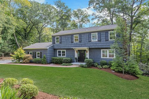 109 E Cross Rd, Stamford, CT, 06907-1108 | Card Image