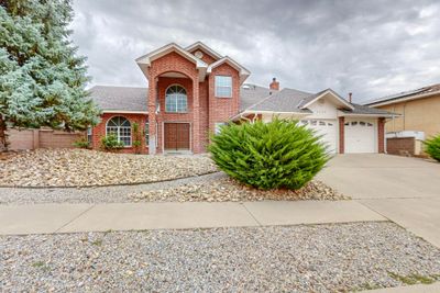 8200 Corona Avenue Ne, House other with 3 bedrooms, 2 bathrooms and null parking in Albuquerque NM | Image 1