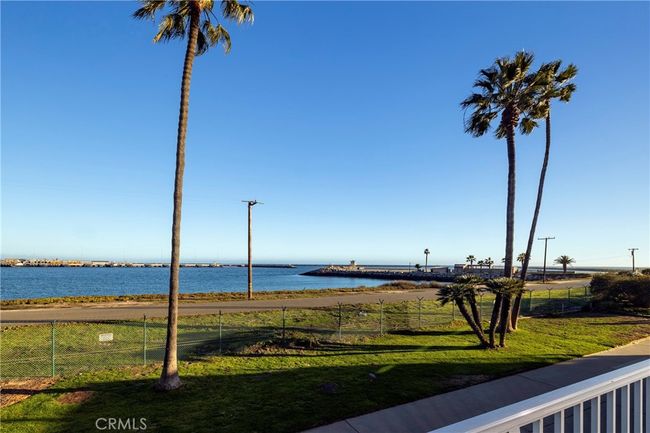 1627 Seal Way, House other with 3 bedrooms, 4 bathrooms and 4 parking in Seal Beach CA | Image 14