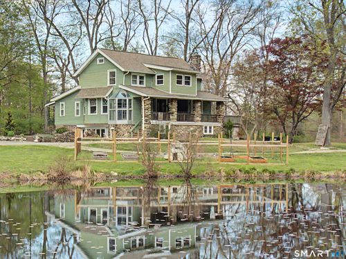 18 Rimmon Rd, Woodbridge, CT, 06525-2002 | Card Image