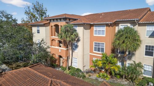 304-5572 Metrowest Blvd, ORLANDO, FL, 32811-2414 | Card Image