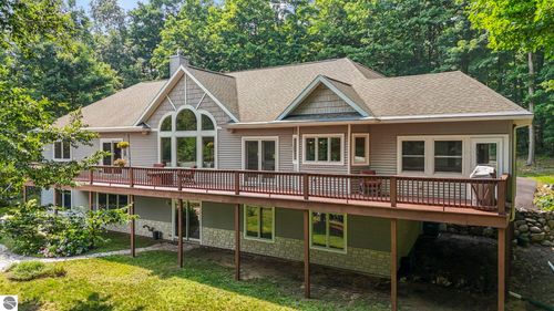 4955 Truax Lake Rd, Williamsburg, MI, 49690-8718 | Card Image