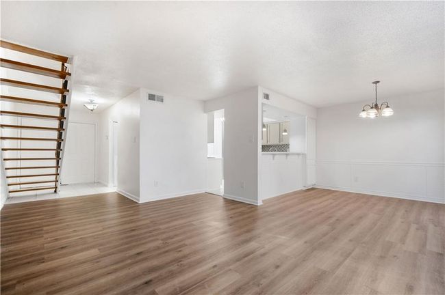 APT-84 - 6701 Dickens Ferry Rd, Condo with 3 bedrooms, 3 bathrooms and 1 parking in Mobile AL | Image 4
