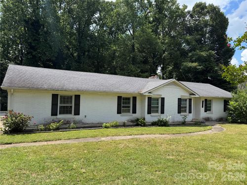6233 Donna Dr, Charlotte, NC, 28213-6416 | Card Image