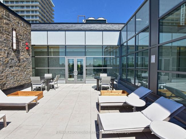 704 - 4633 Glen Erin Dr, Condo with 2 bedrooms, 2 bathrooms and null parking in Mississauga ON | Image 37