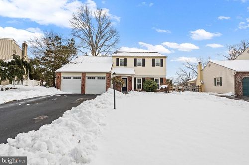 63 Forrest Dr, Southampton, PA, 18966-2155 | Card Image
