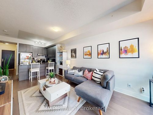 312-8130 Birchmount Rd, Markham, ON, L6G0E4 | Card Image