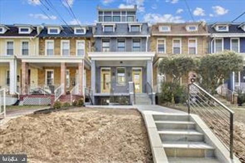 822 Madison St Nw, WASHINGTON, DC, 20011-8211 | Card Image