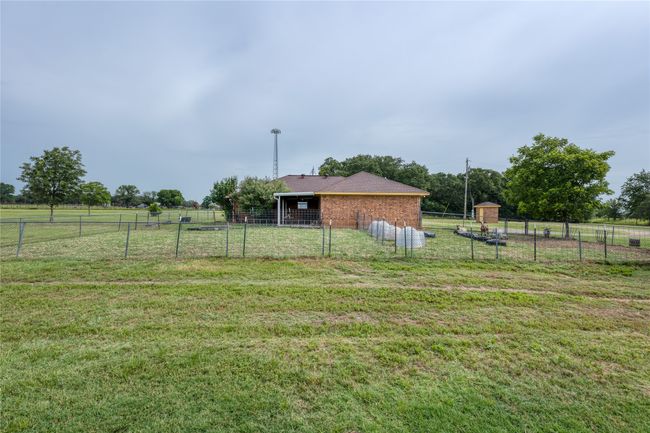 1300 Knob Rd, House other with 3 bedrooms, 2 bathrooms and null parking in Springtown TX | Image 28
