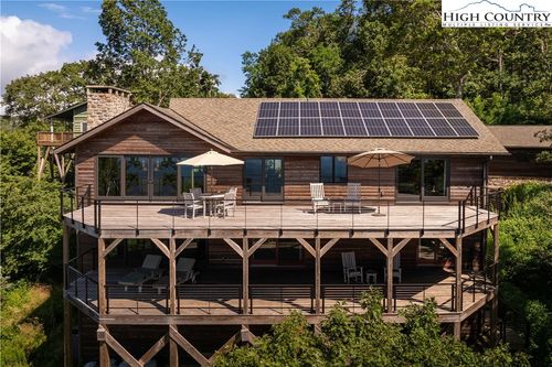 260 Beacon Hl, Blowing Rock, NC, 28605-9068 | Card Image