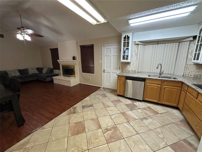 3614 Drawbridge Dr, House other with 3 bedrooms, 2 bathrooms and 2 parking in Humble TX | Image 11