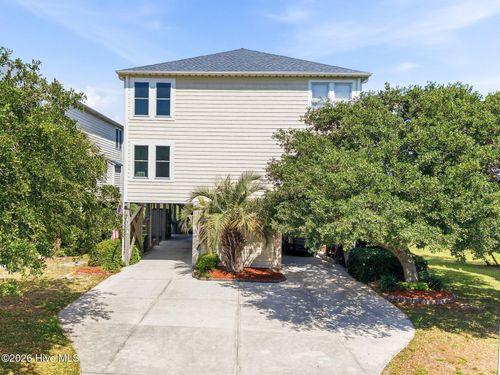 105 A Bay Drive, Surf City, NC, 28445 | Card Image